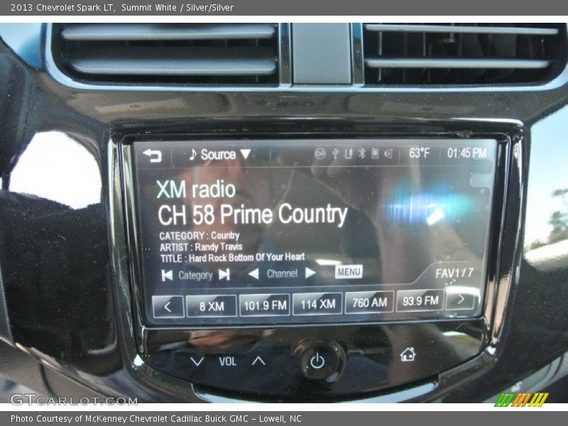 Summit White / Silver/Silver 2013 Chevrolet Spark LT