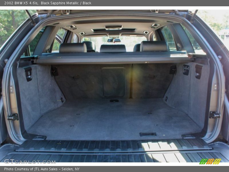  2002 X5 4.6is Trunk
