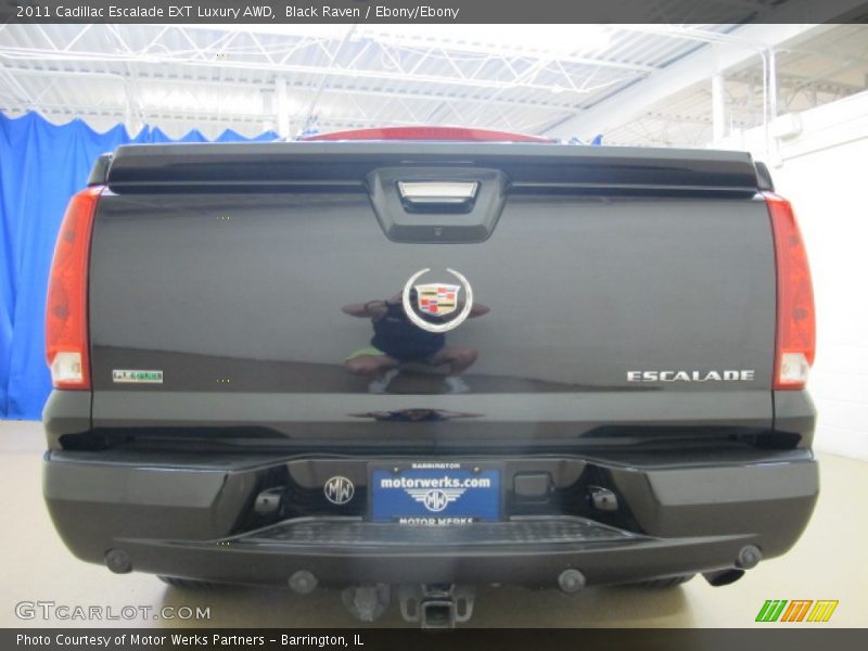 Black Raven / Ebony/Ebony 2011 Cadillac Escalade EXT Luxury AWD