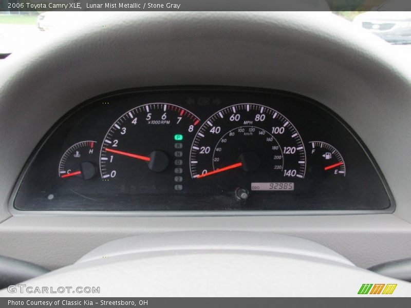Lunar Mist Metallic / Stone Gray 2006 Toyota Camry XLE