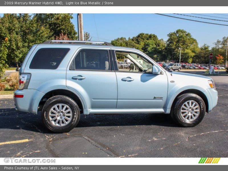  2009 Mariner Hybrid 4WD Light Ice Blue Metallic
