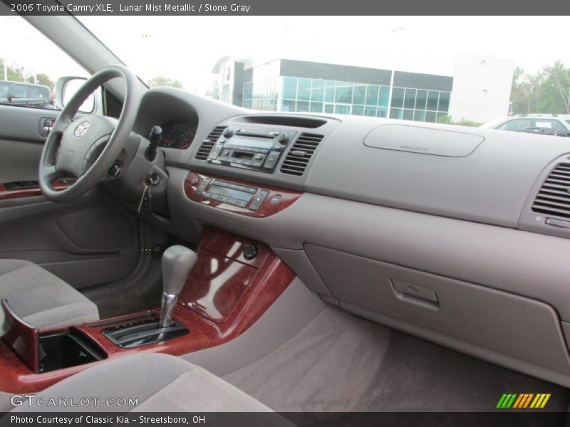 Lunar Mist Metallic / Stone Gray 2006 Toyota Camry XLE