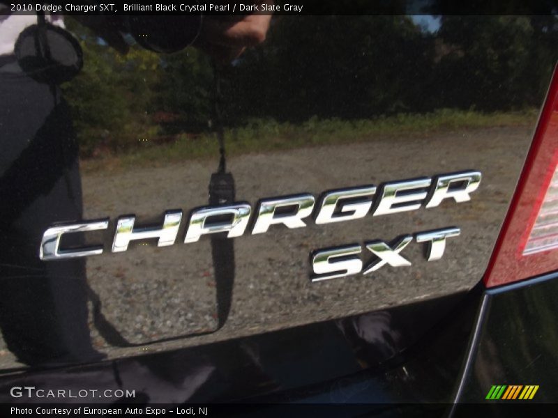 Brilliant Black Crystal Pearl / Dark Slate Gray 2010 Dodge Charger SXT