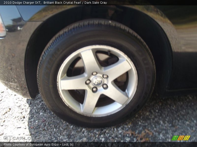Brilliant Black Crystal Pearl / Dark Slate Gray 2010 Dodge Charger SXT