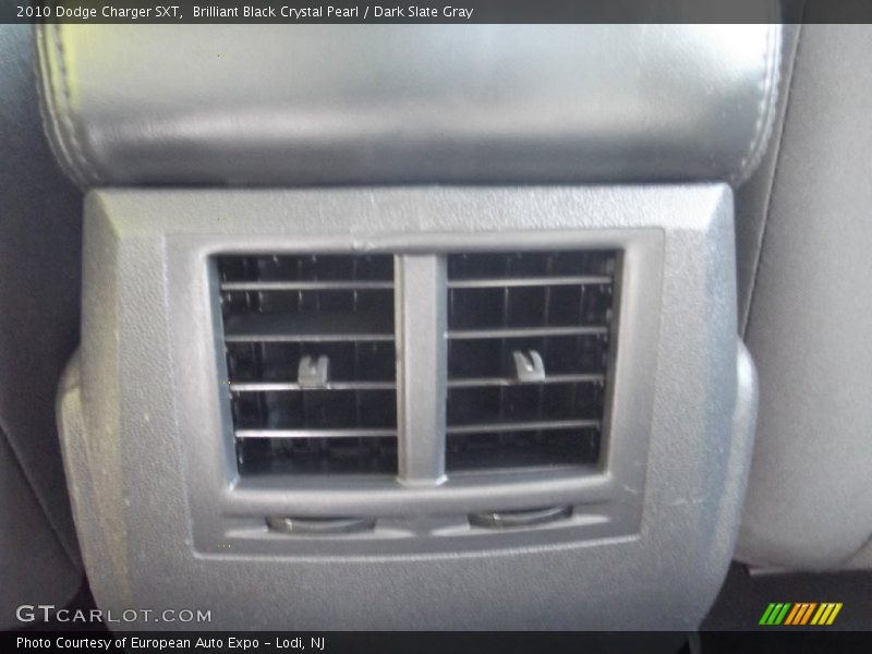 Brilliant Black Crystal Pearl / Dark Slate Gray 2010 Dodge Charger SXT