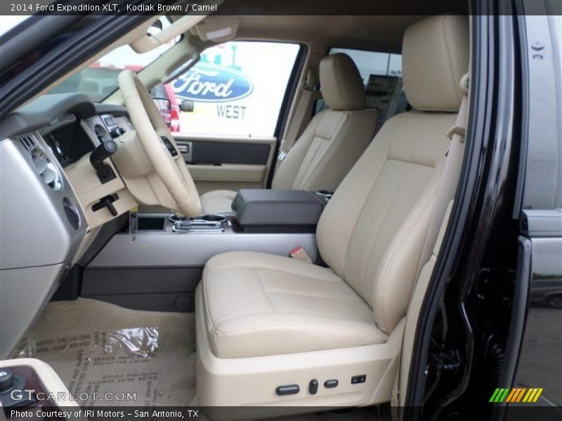 Front Seat of 2014 Expedition XLT