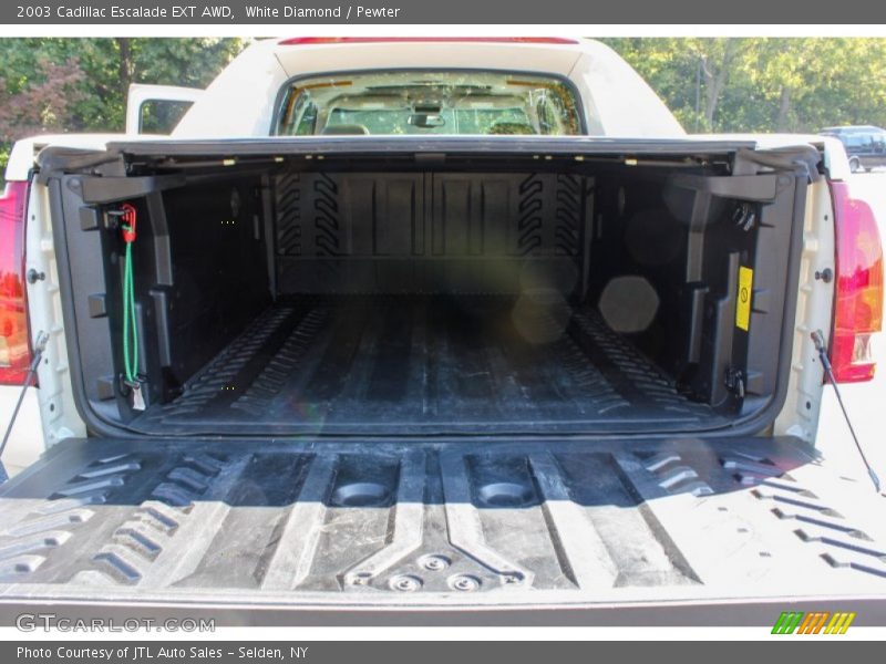 White Diamond / Pewter 2003 Cadillac Escalade EXT AWD