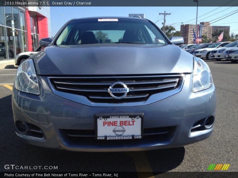 Ocean Gray / Charcoal 2010 Nissan Altima 2.5 S