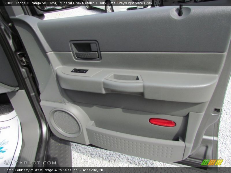 Mineral Gray Metallic / Dark Slate Gray/Light Slate Gray 2006 Dodge Durango SXT 4x4