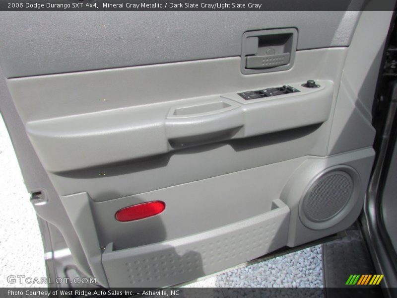 Mineral Gray Metallic / Dark Slate Gray/Light Slate Gray 2006 Dodge Durango SXT 4x4
