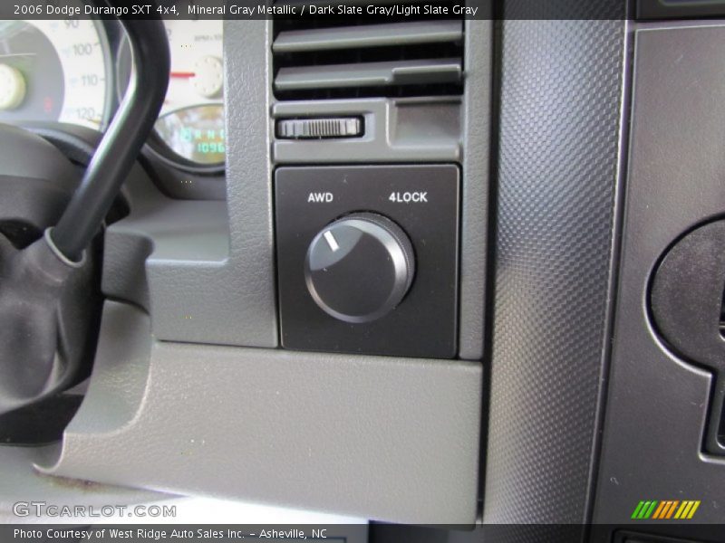 Mineral Gray Metallic / Dark Slate Gray/Light Slate Gray 2006 Dodge Durango SXT 4x4