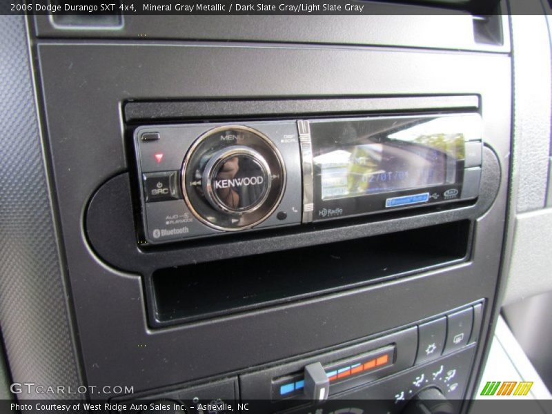 Mineral Gray Metallic / Dark Slate Gray/Light Slate Gray 2006 Dodge Durango SXT 4x4