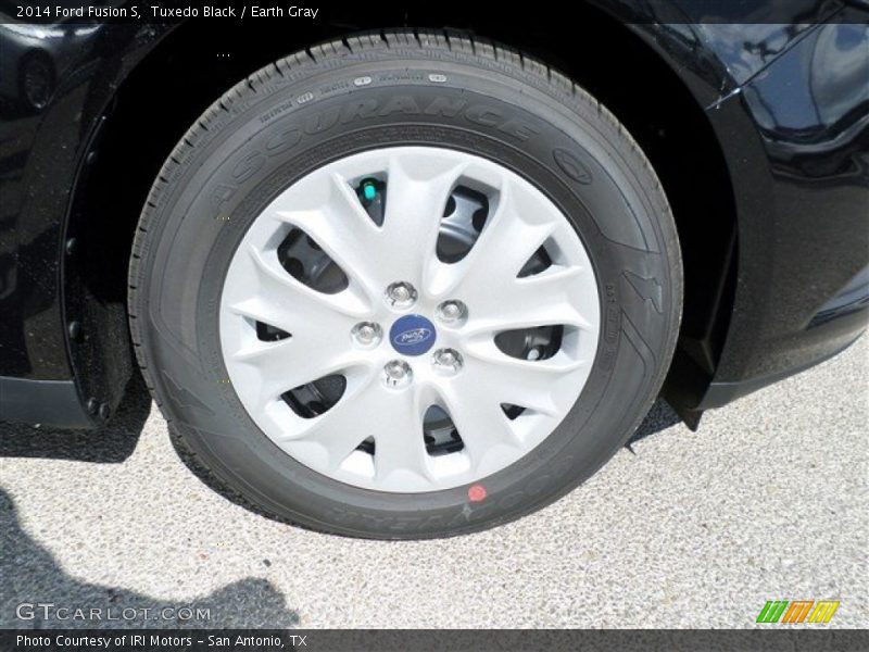 Tuxedo Black / Earth Gray 2014 Ford Fusion S