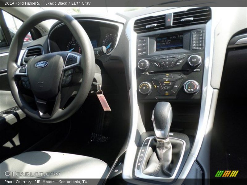 Tuxedo Black / Earth Gray 2014 Ford Fusion S