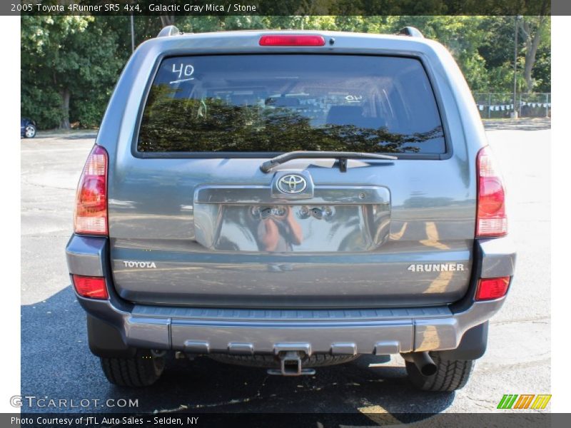 Galactic Gray Mica / Stone 2005 Toyota 4Runner SR5 4x4