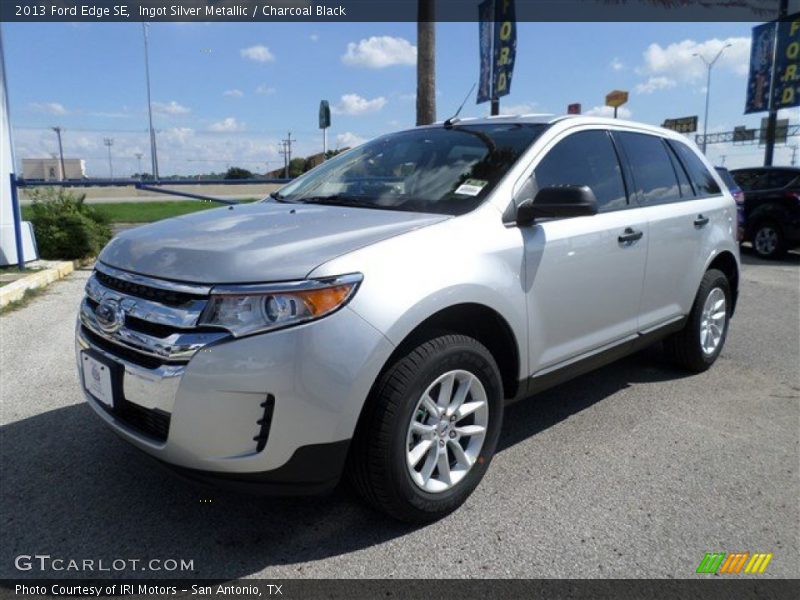 Ingot Silver Metallic / Charcoal Black 2013 Ford Edge SE