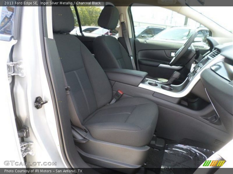 Ingot Silver Metallic / Charcoal Black 2013 Ford Edge SE