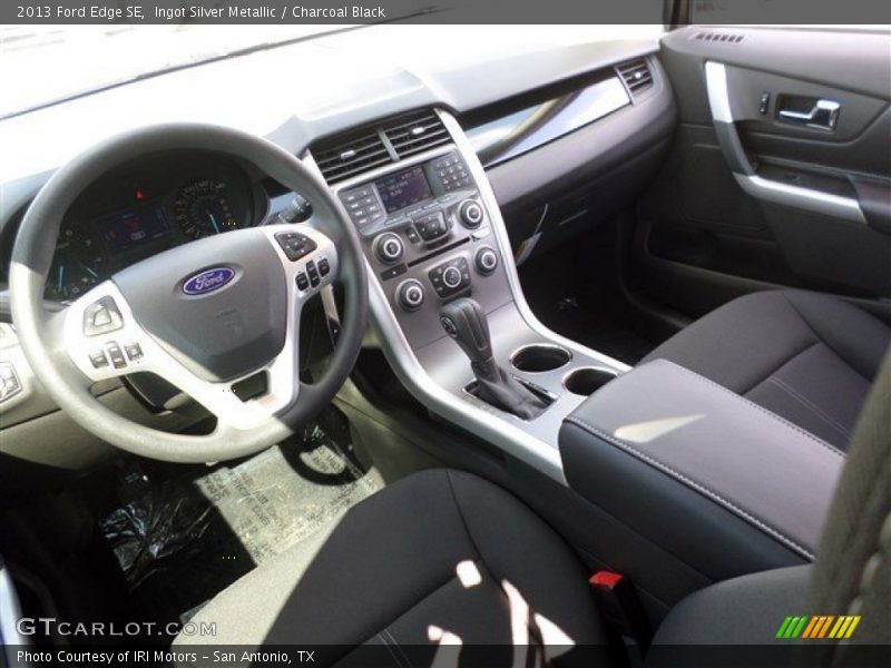 Ingot Silver Metallic / Charcoal Black 2013 Ford Edge SE