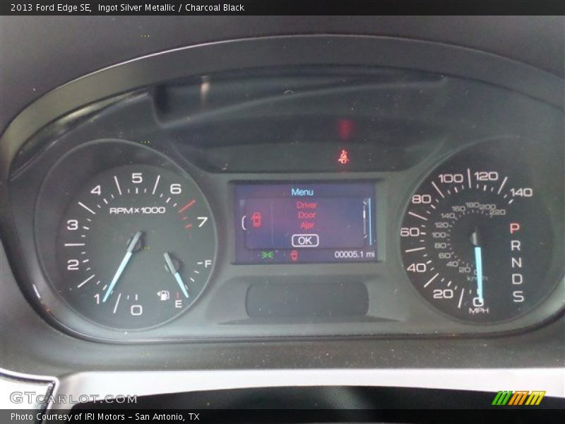 Ingot Silver Metallic / Charcoal Black 2013 Ford Edge SE
