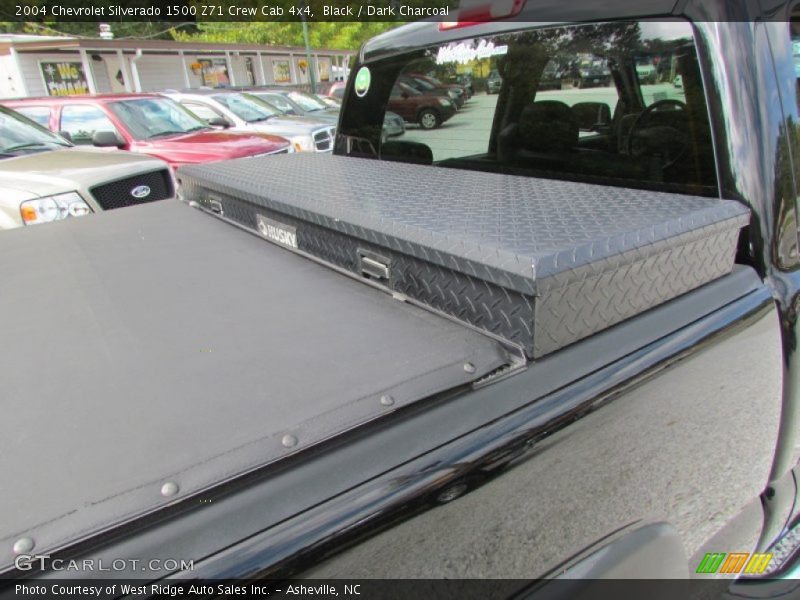 Black / Dark Charcoal 2004 Chevrolet Silverado 1500 Z71 Crew Cab 4x4