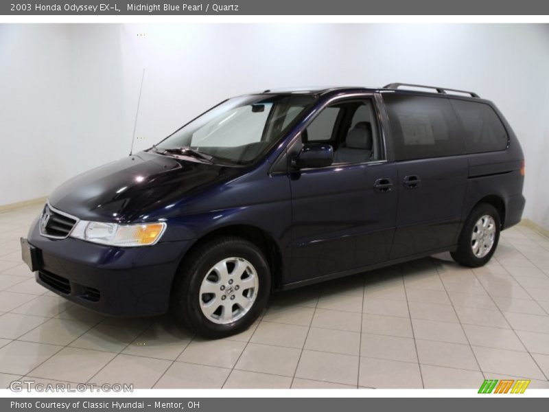 Front 3/4 View of 2003 Odyssey EX-L