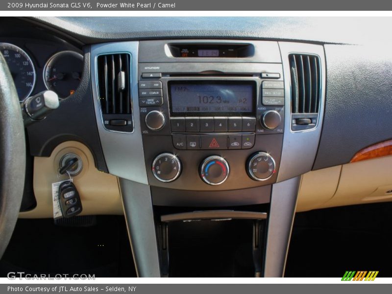Powder White Pearl / Camel 2009 Hyundai Sonata GLS V6