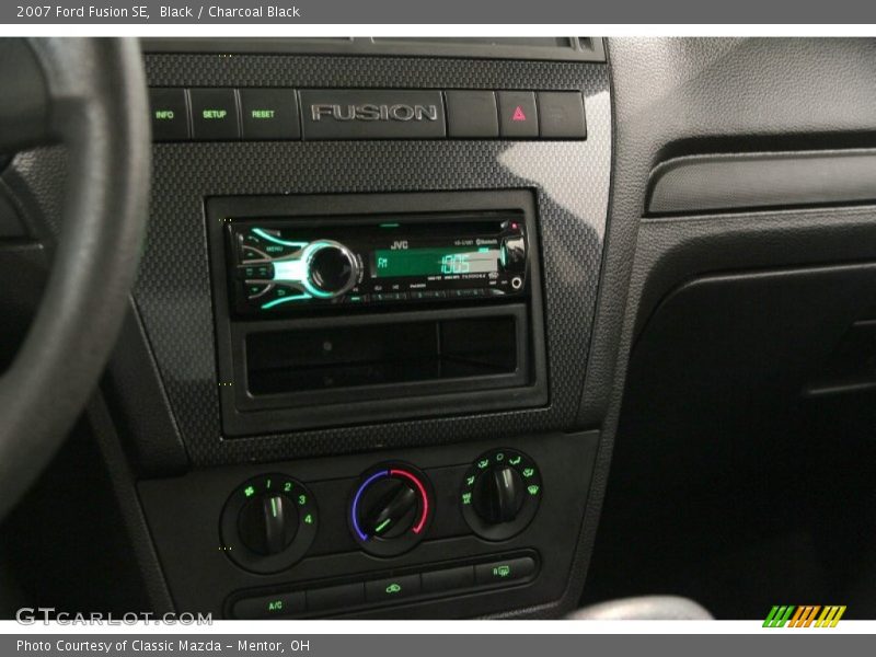 Black / Charcoal Black 2007 Ford Fusion SE