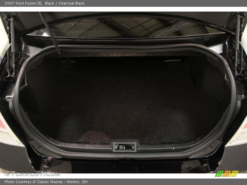 Black / Charcoal Black 2007 Ford Fusion SE
