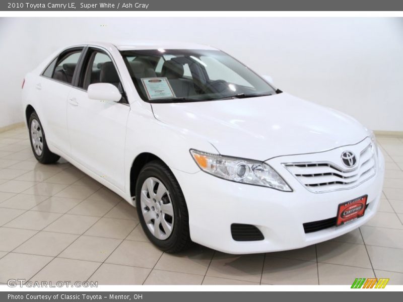 Super White / Ash Gray 2010 Toyota Camry LE