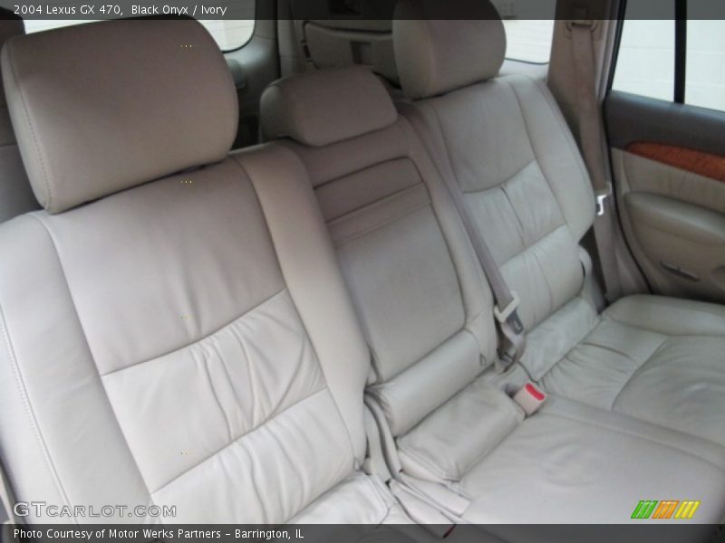 Black Onyx / Ivory 2004 Lexus GX 470