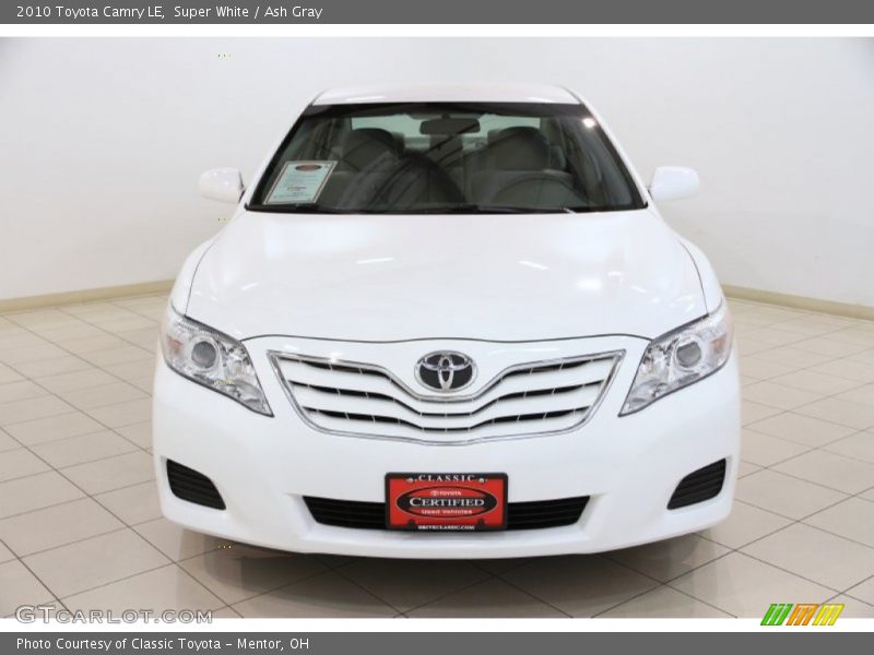 Super White / Ash Gray 2010 Toyota Camry LE
