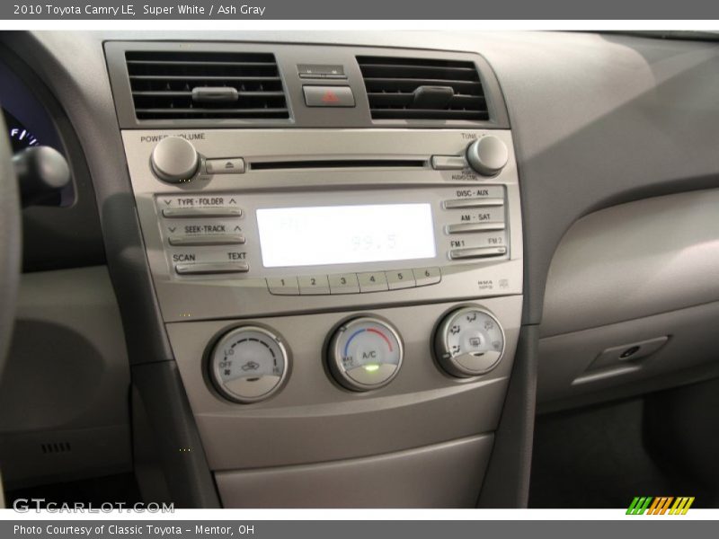 Controls of 2010 Camry LE