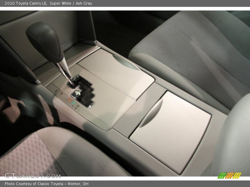 Super White / Ash Gray 2010 Toyota Camry LE