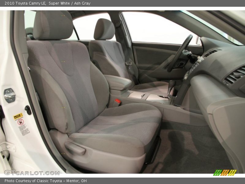 Super White / Ash Gray 2010 Toyota Camry LE