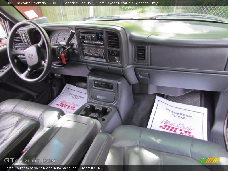 Light Pewter Metallic / Graphite Gray 2002 Chevrolet Silverado 1500 LT Extended Cab 4x4