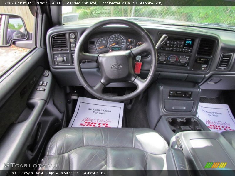 Light Pewter Metallic / Graphite Gray 2002 Chevrolet Silverado 1500 LT Extended Cab 4x4