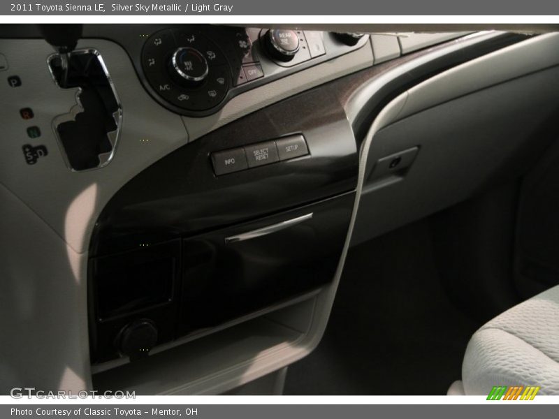 Silver Sky Metallic / Light Gray 2011 Toyota Sienna LE