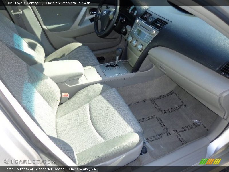 Classic Silver Metallic / Ash 2009 Toyota Camry SE