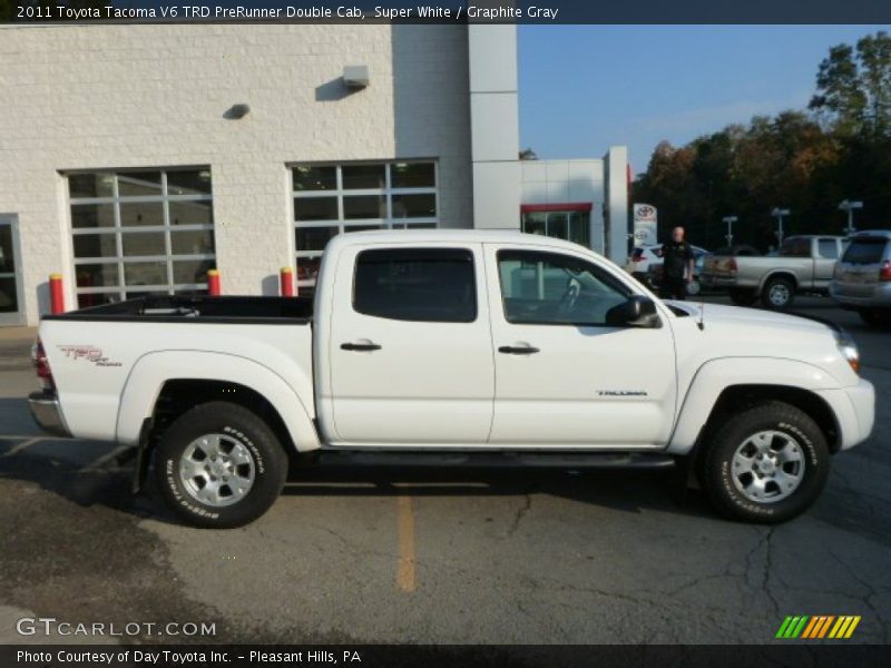 Super White / Graphite Gray 2011 Toyota Tacoma V6 TRD PreRunner Double Cab