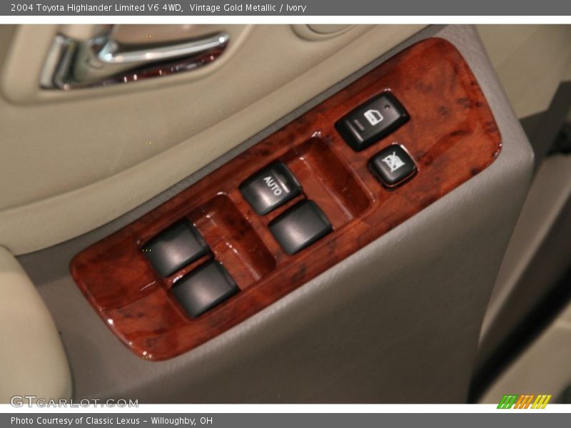 Controls of 2004 Highlander Limited V6 4WD