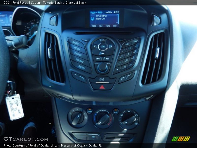 Tuxedo Black / Charcoal Black 2014 Ford Focus S Sedan