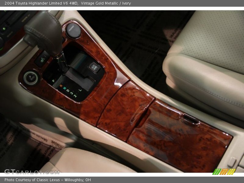Vintage Gold Metallic / Ivory 2004 Toyota Highlander Limited V6 4WD