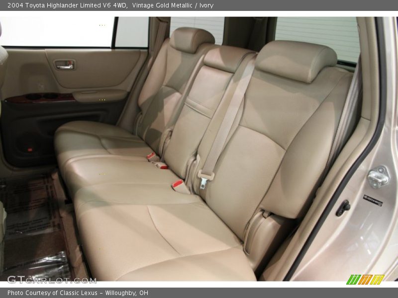 Vintage Gold Metallic / Ivory 2004 Toyota Highlander Limited V6 4WD