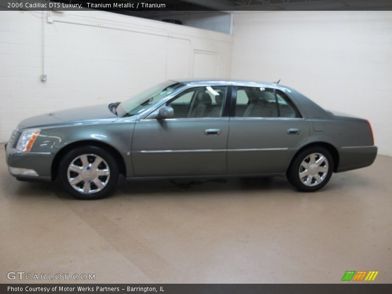 Titanium Metallic / Titanium 2006 Cadillac DTS Luxury