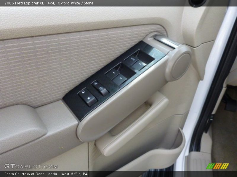 Oxford White / Stone 2006 Ford Explorer XLT 4x4