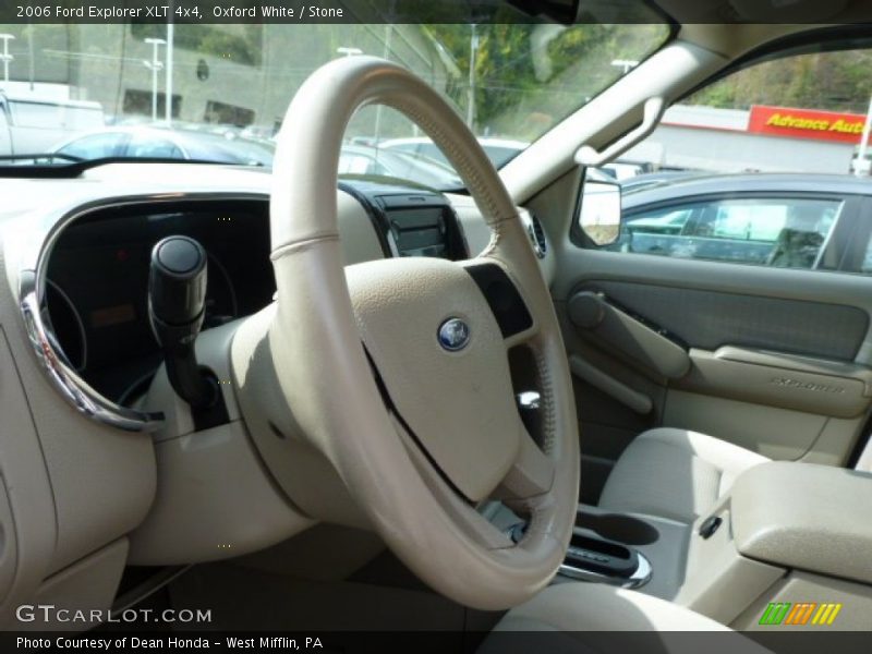Oxford White / Stone 2006 Ford Explorer XLT 4x4