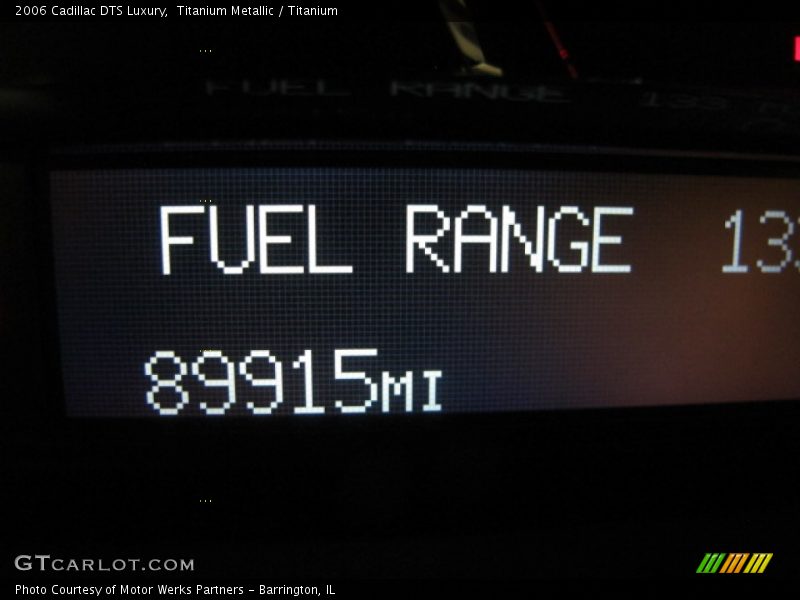 Titanium Metallic / Titanium 2006 Cadillac DTS Luxury