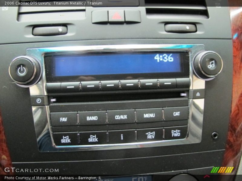 Titanium Metallic / Titanium 2006 Cadillac DTS Luxury