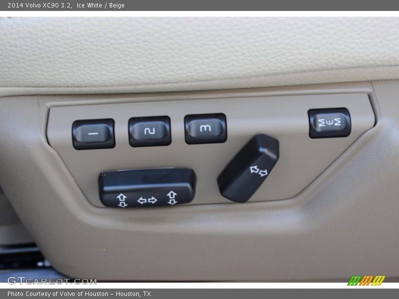 Controls of 2014 XC90 3.2