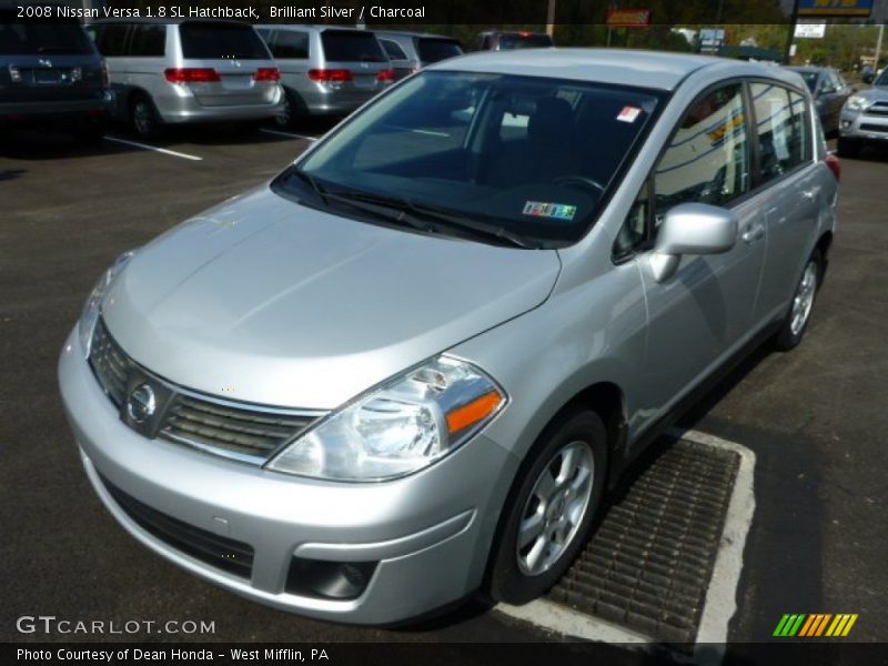 Brilliant Silver / Charcoal 2008 Nissan Versa 1.8 SL Hatchback